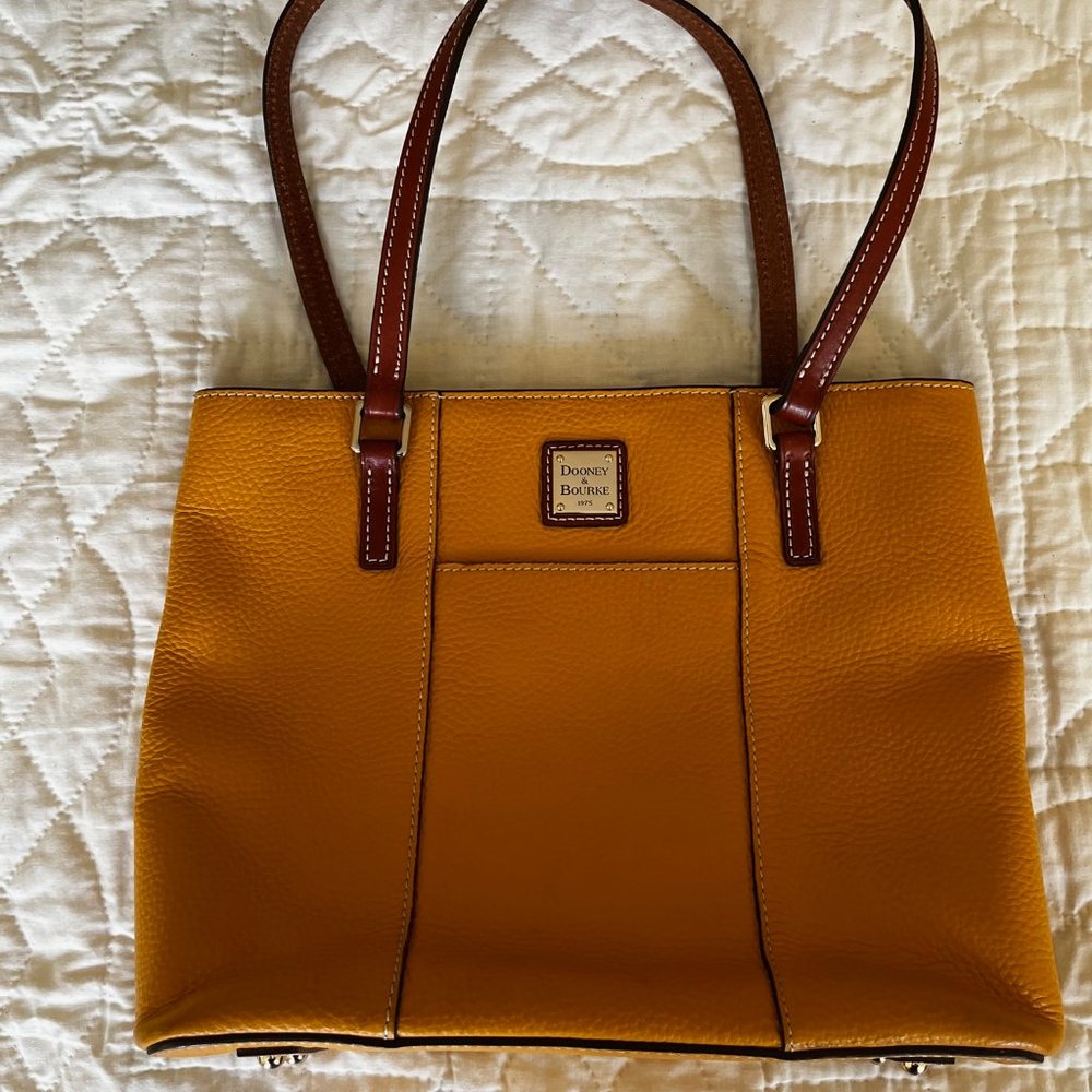 Dooney & Bourke leather bag